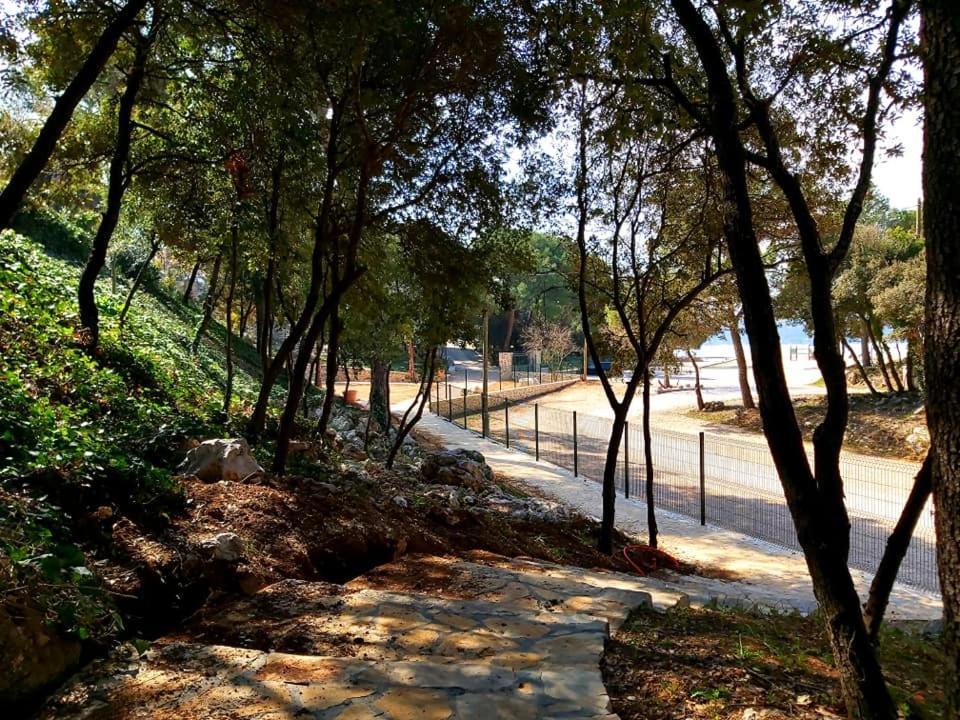 Mobile Home Sole Biograd Na Moru Buitenkant foto